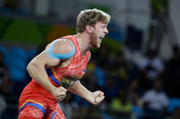 Артур Алексанян стал Олимпийским чемпионом по греко-римской борьбе