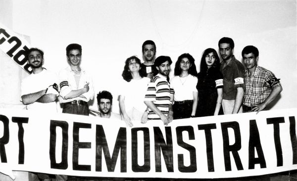 Демонстрация группы АКТ. Ереван, Армения. 1995 г.