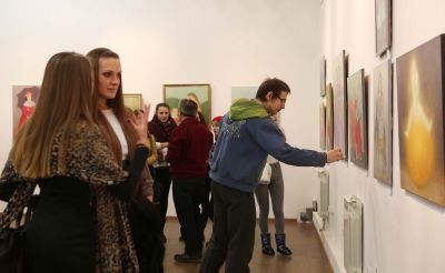 Семейная триада: открытие выставки «Со-Творение» художников Ивановых