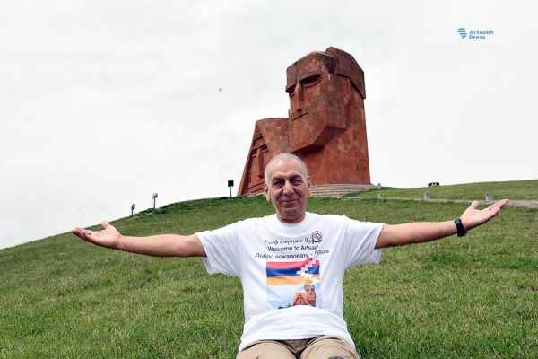 Американский армянин Джорджик Анджарголян пешком  пройдет от Бердзора до Степанакерта