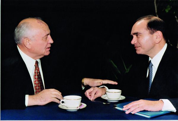 С Михаилом Горбачевым