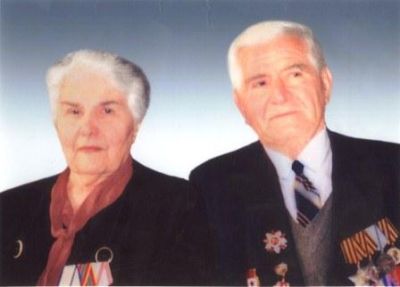 Николай Багратович Саркисян и Анна Александровна Оганесян, 2003 г.