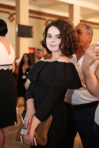 «Здравствуй, грусть!»: в Ереване завершается 14-й Международный кинофестиваль «Золотой абрикос».