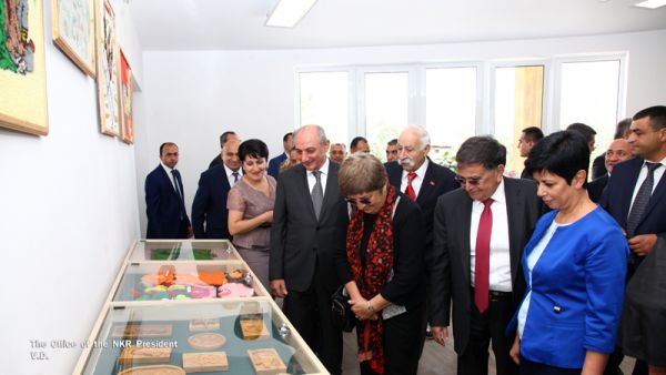Бако Саакян принял участие в  церемонии открытия нового здания детско-юношеского творческого центра