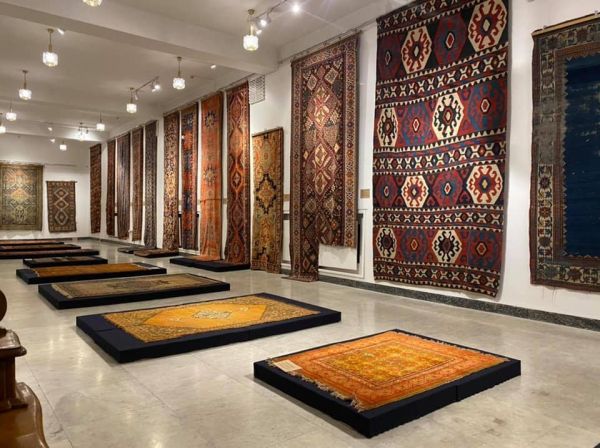 Спасенные из музея Шуши ковры– на выставке в Ереване