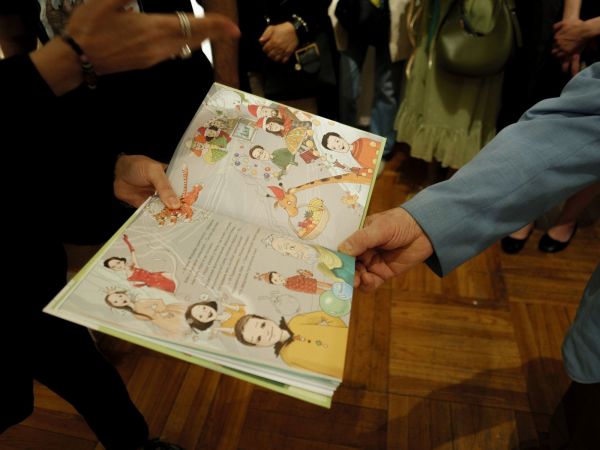 Волшебство добра: в Москве прошла презентация книги Анны Гиваргизян «Сома и Айя. Тайны Светландии»