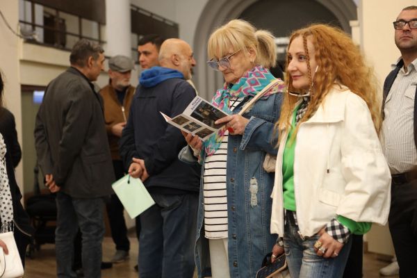 ЮРИЙ ХАЧАНЯН: 80 ЛЕТ В ИСКУССТВЕ